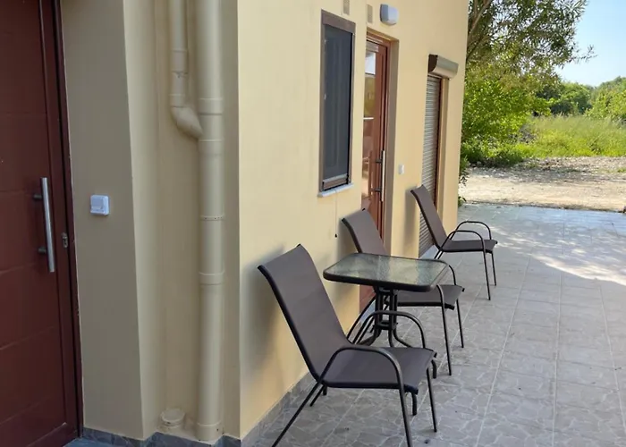 Q Kotsela, Corfu Town